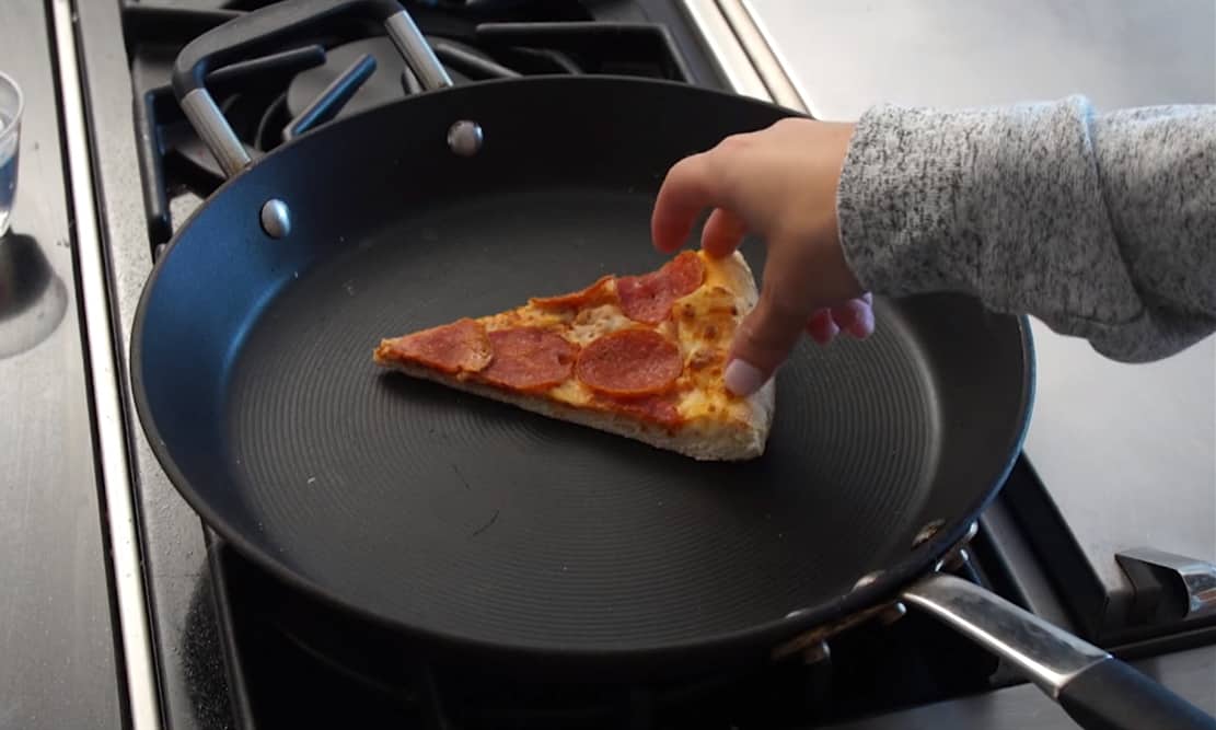 best way to warm up pizza