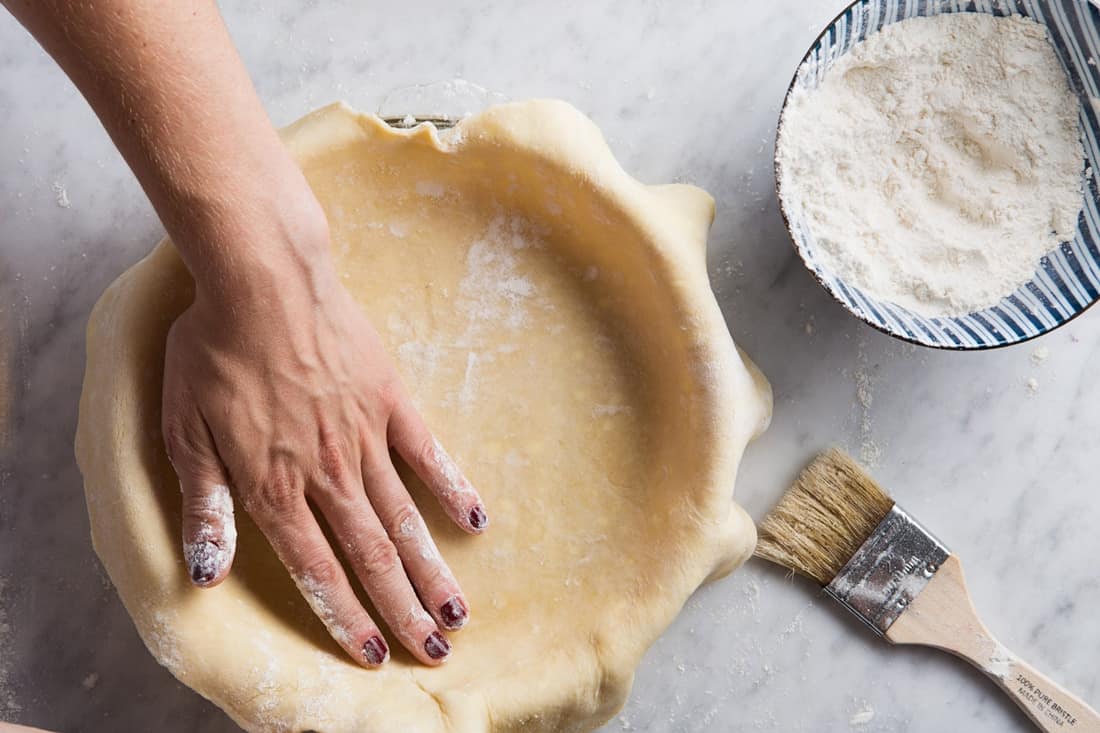 How To Keep Pie Crust From Sticking To The Pan