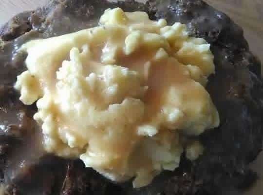 Meatloaf Stuffed with Potatoes and Gravy