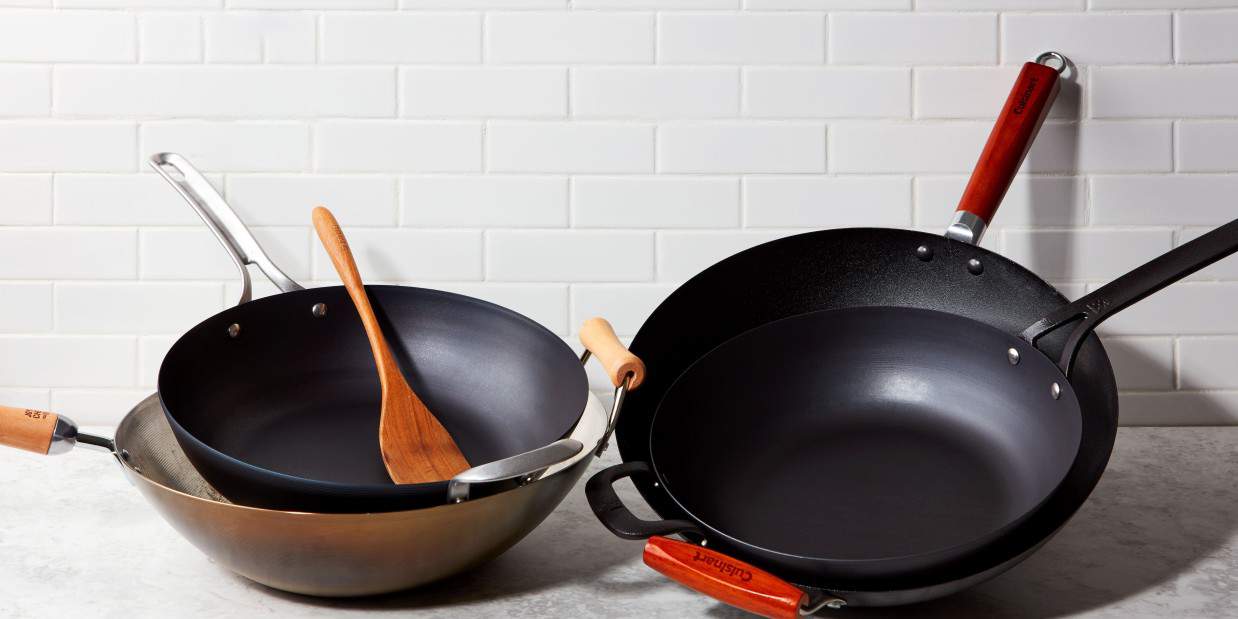 difference between wok and skillet