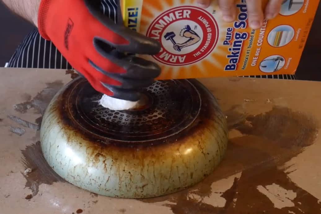 how to clean grease from oven
