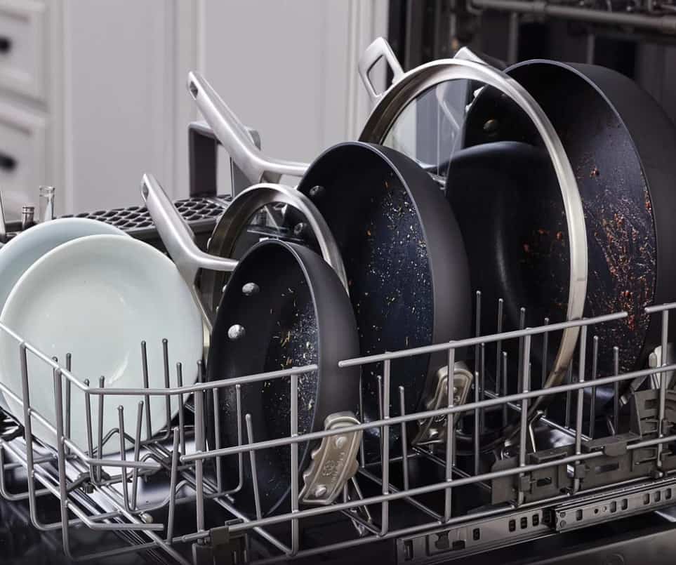 Are Calphalon Pans Dishwasher Safe