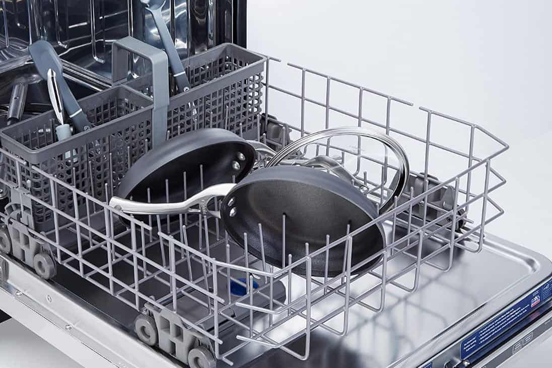 Which Calphalon Pan is Dishwasher Safe