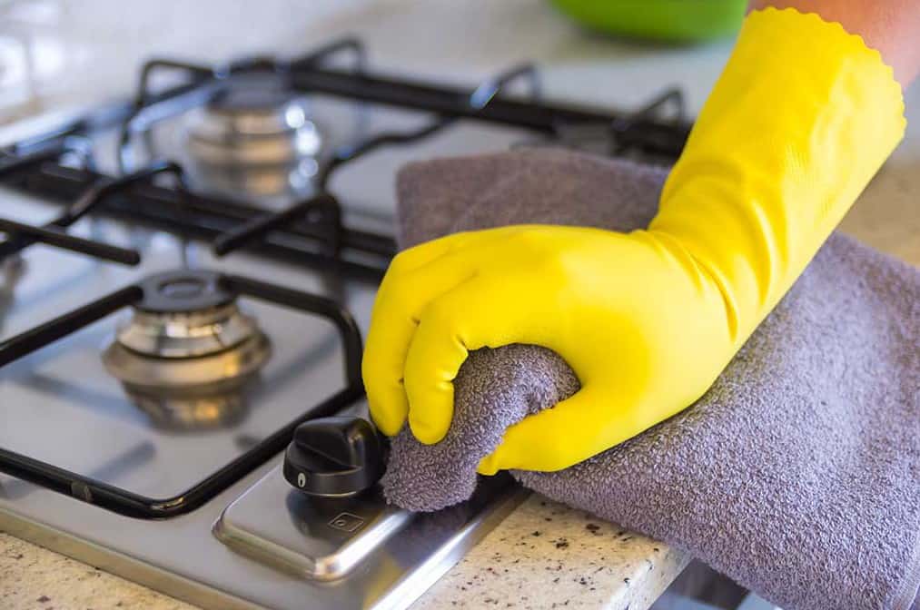 how to clean burner pans