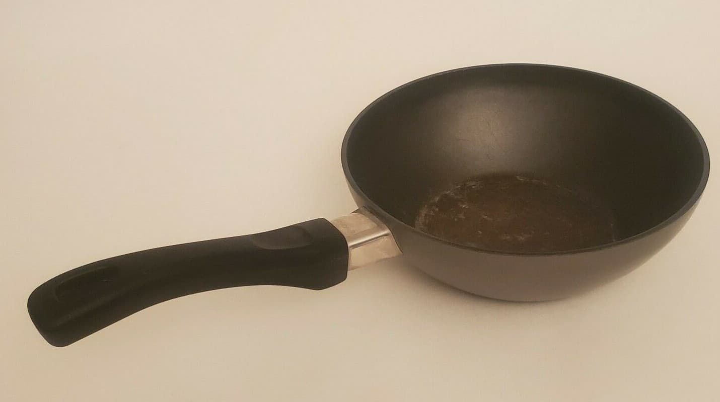 french skillet vs frying pan