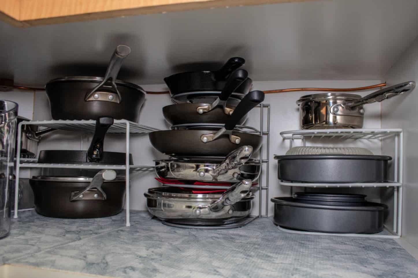 how to store a cast iron skillet